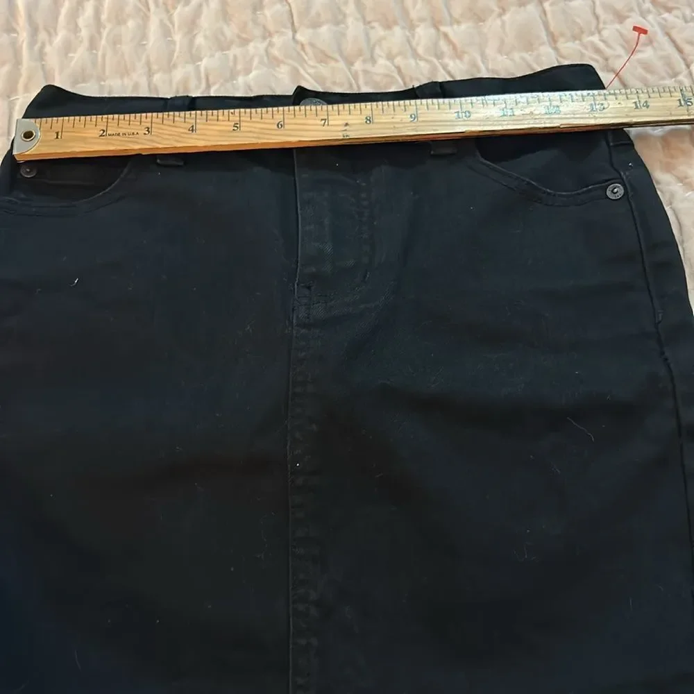 Free People Black Mini Skirt stretchy denim size 0